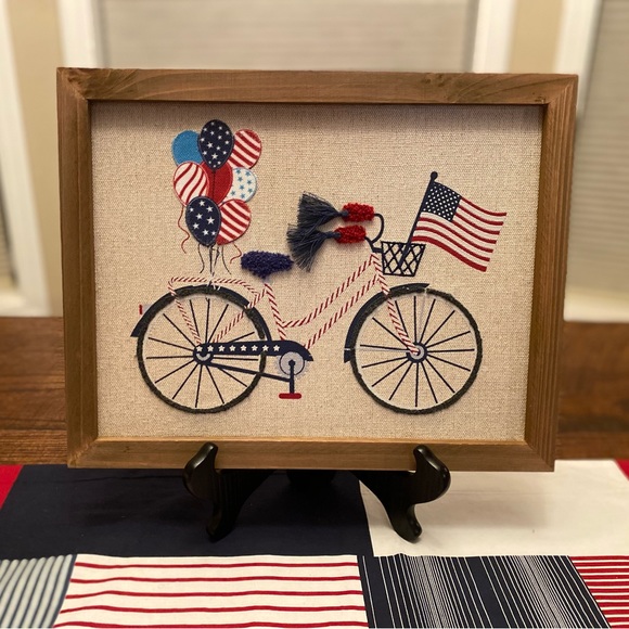 July 4th Patriotic Bicycle Wall Sign, Bicycle Kitchen Towels & Bicycle Napkins - Picture 12 of 13